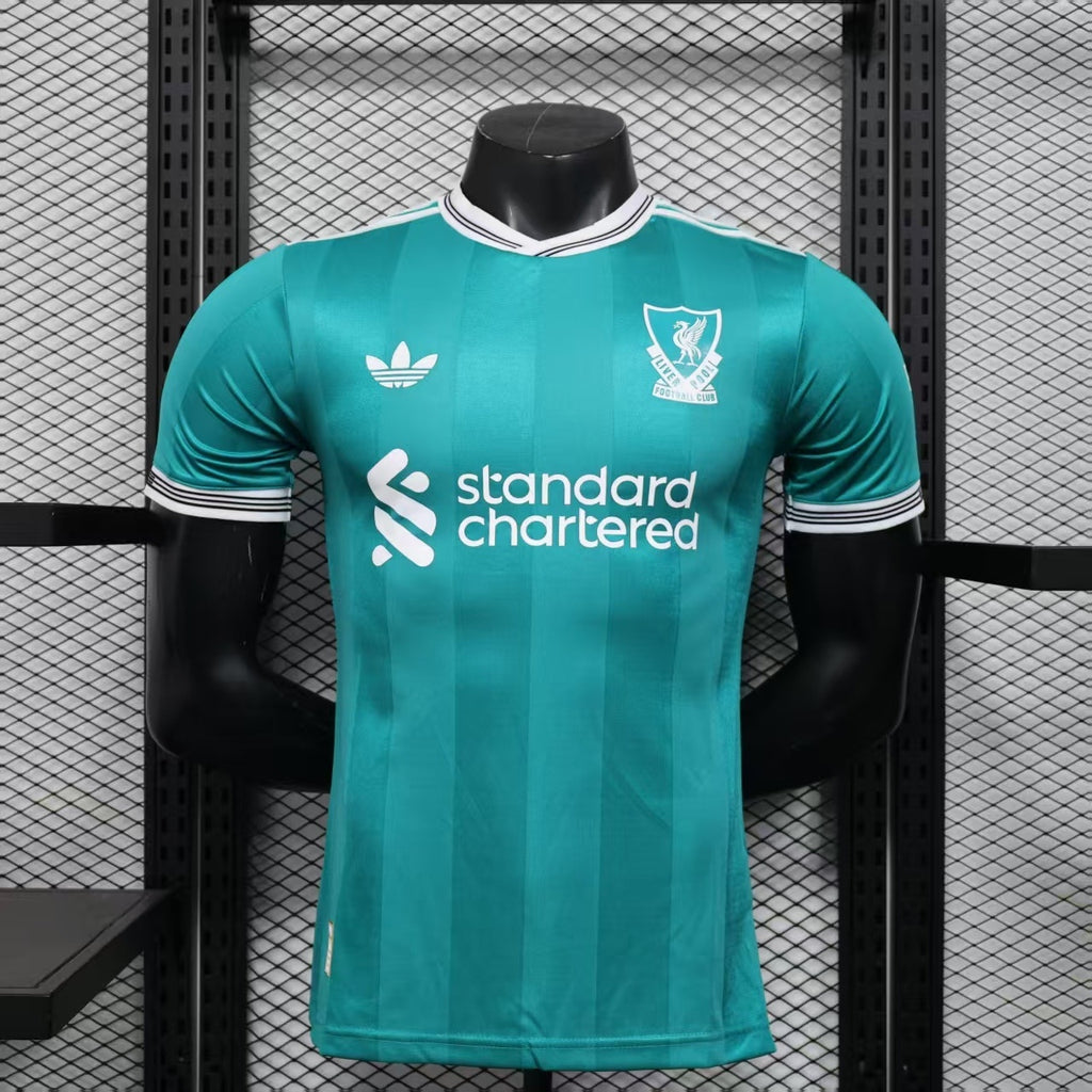 Liverpool Third 25/26 version Pro