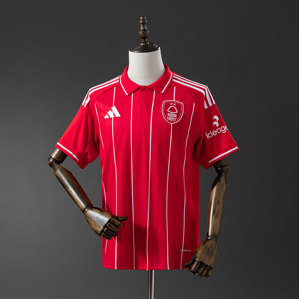 Nottingham Forest domicile 25/26 version Fan